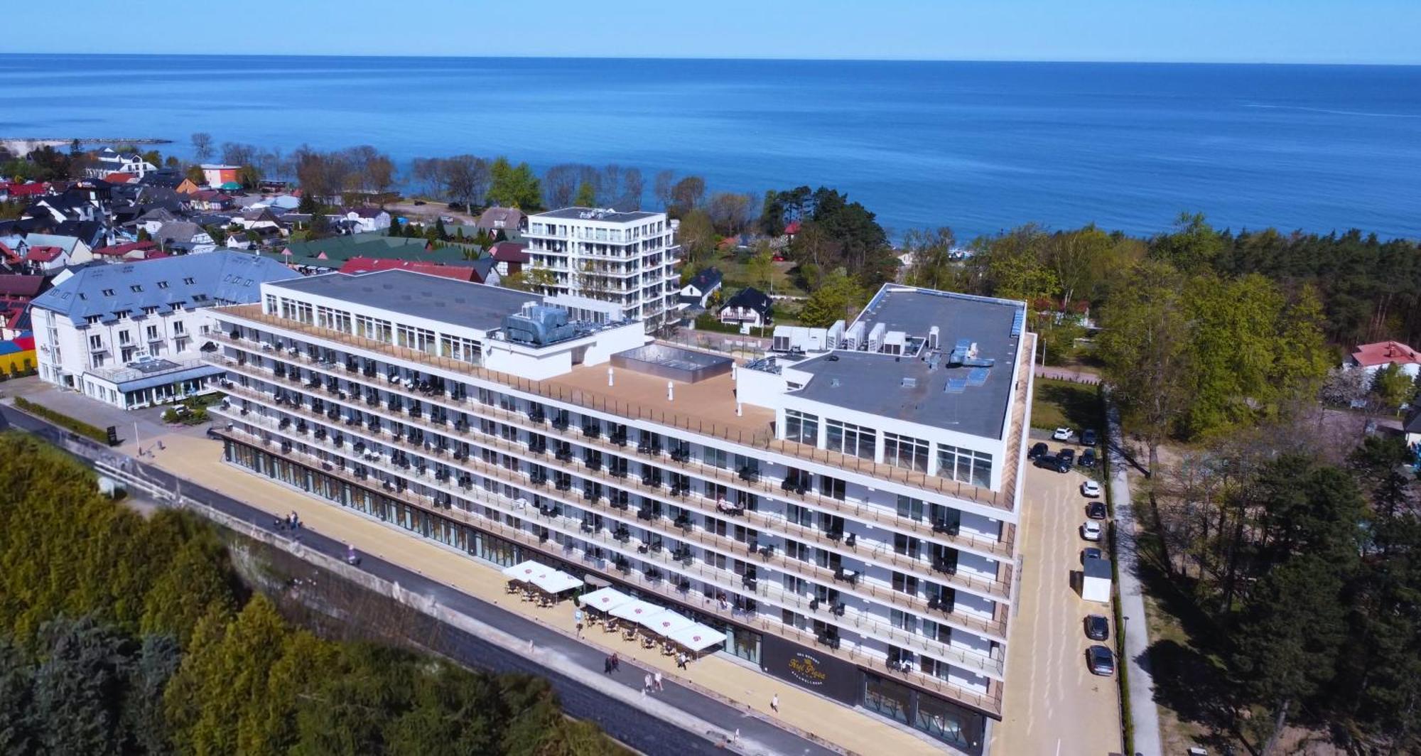 Krol Plaza Spa & Wellness Ярославец Екстериор снимка