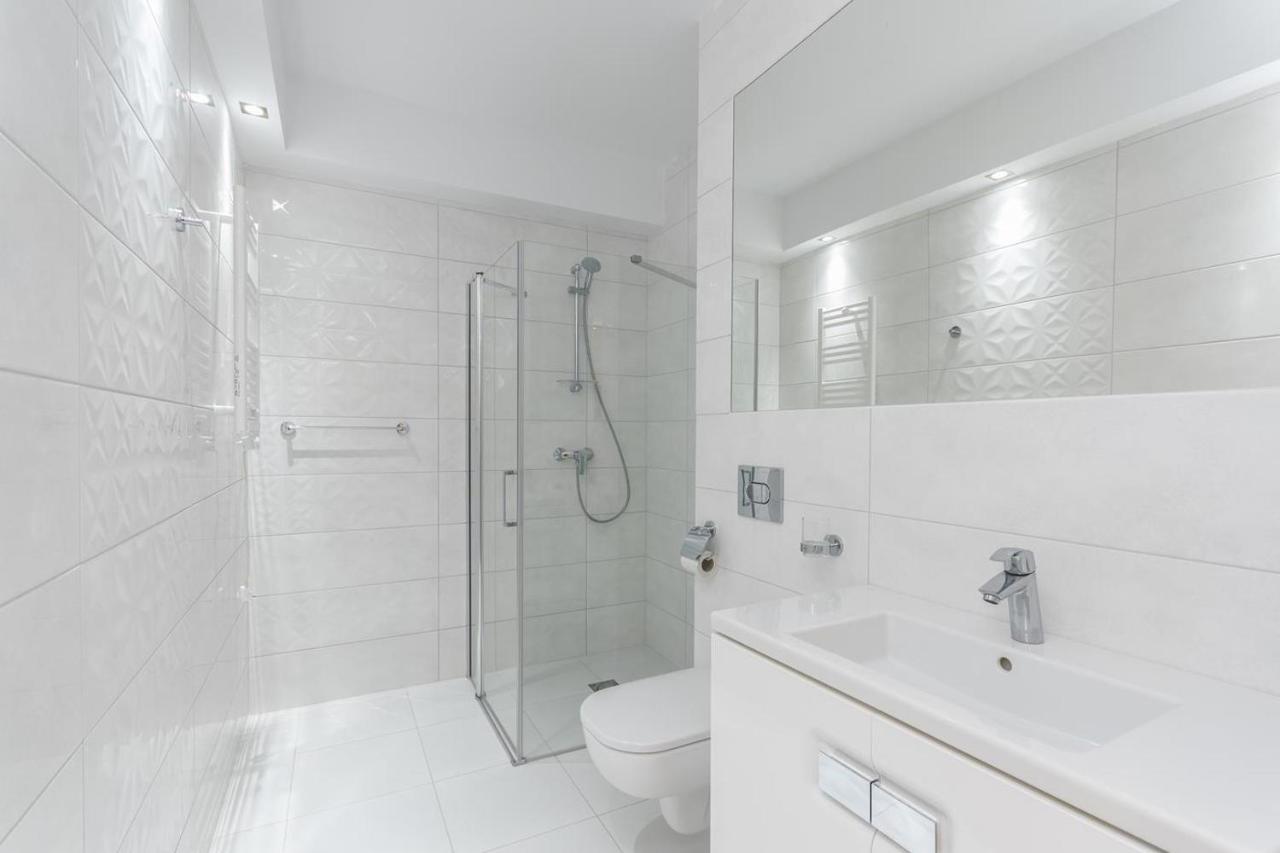 Krol Plaza Spa & Wellness Ярославец Екстериор снимка